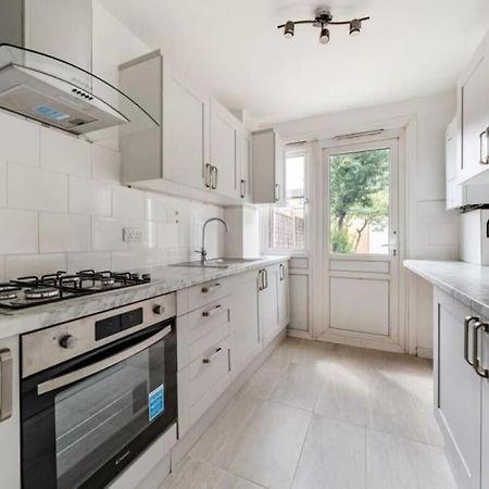A Luxurious 3 Bed-Terrance House Villa London Exterior photo