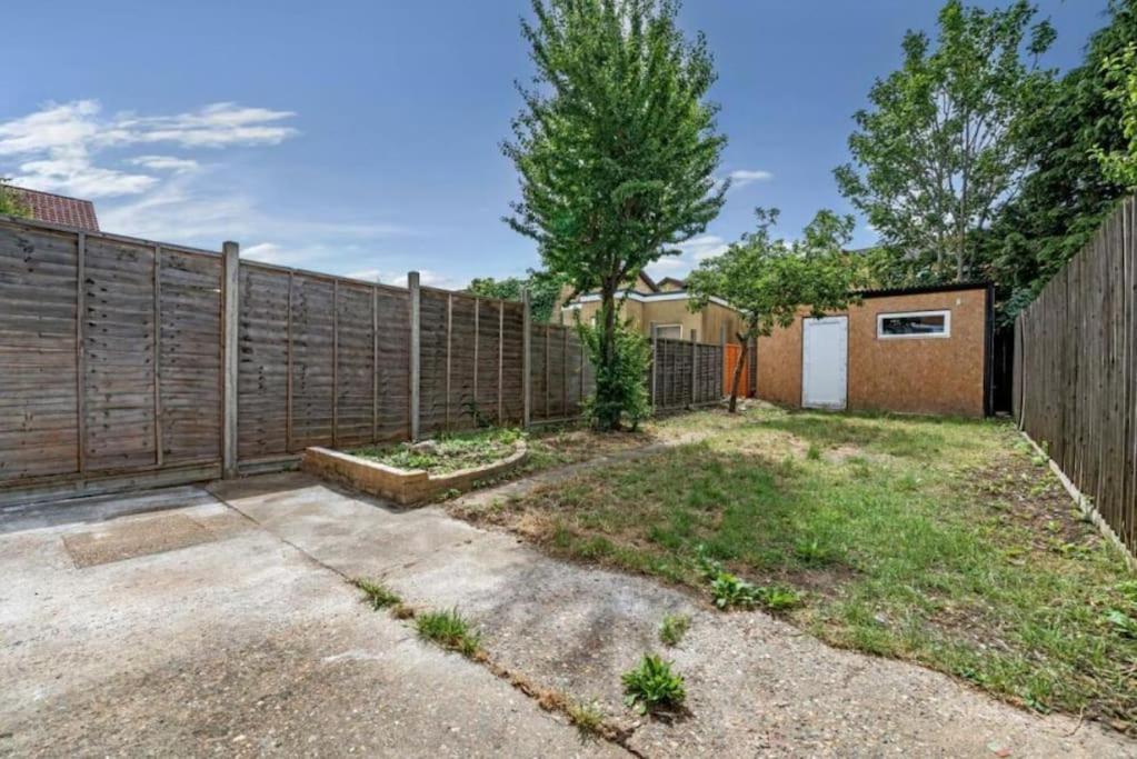 A Luxurious 3 Bed-Terrance House Villa London Exterior photo